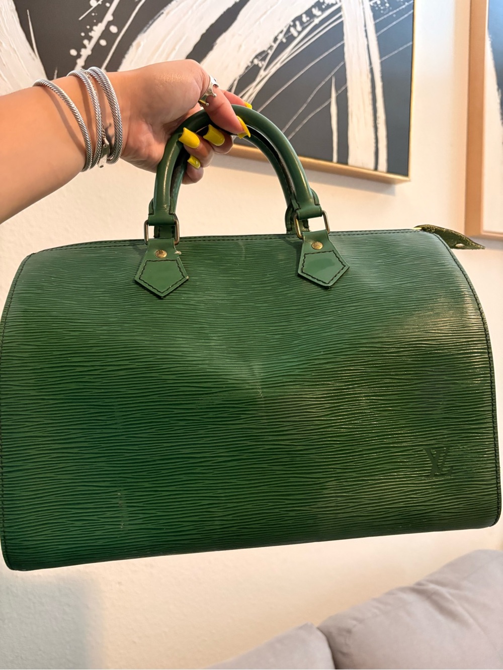 Green Women's Handbag - Louis Vuitton